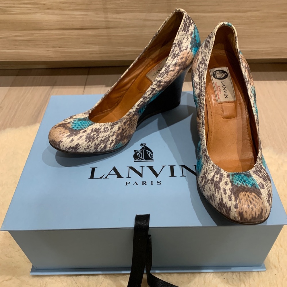 Lanvin snake print wedge leather heels size 38.5